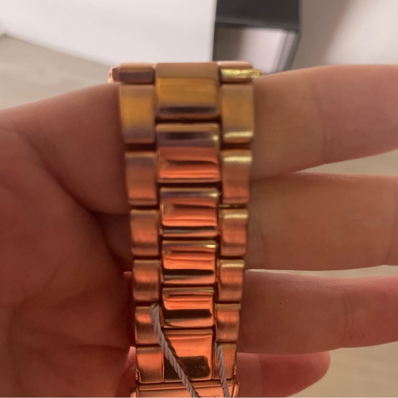 August Steiner Rose/Copper Gold and Black Chronograph Bracelet Watch - Picture 9 of 16